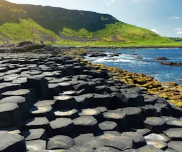Northern Ireland: Guided Day Tour from Dublin